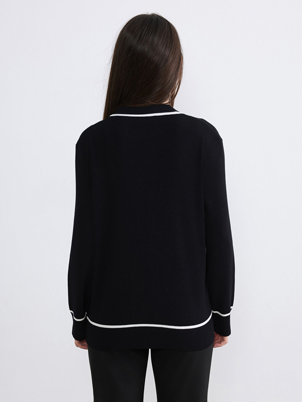 Siyah Petite V Yaka Kadın Triko Hırka-3