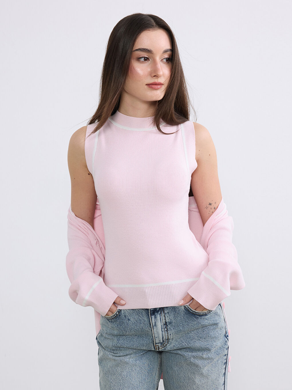 Pembe Petite Bisiklet Yaka Kadın Triko Atlet