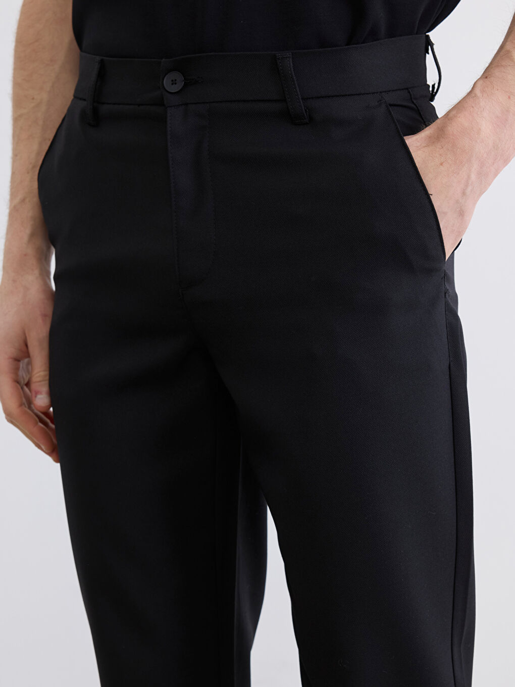 Siyah Standart Kalıp Gabardin Erkek Pantolon-2
