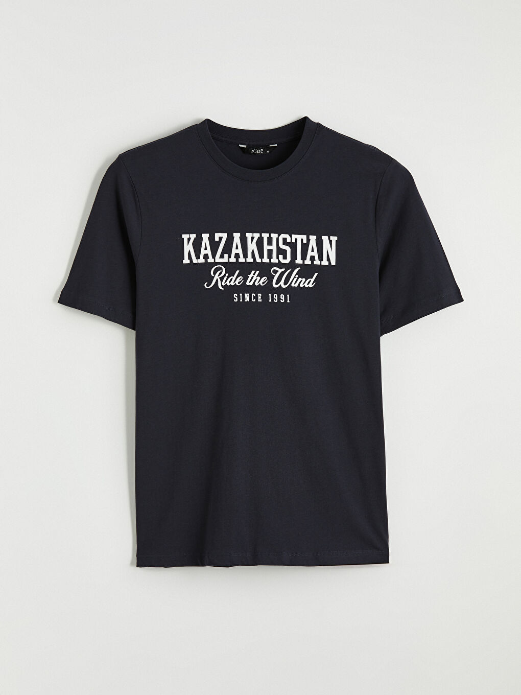 дөңгелек жағалы қазақстан принтті ерлер футболкасы-4