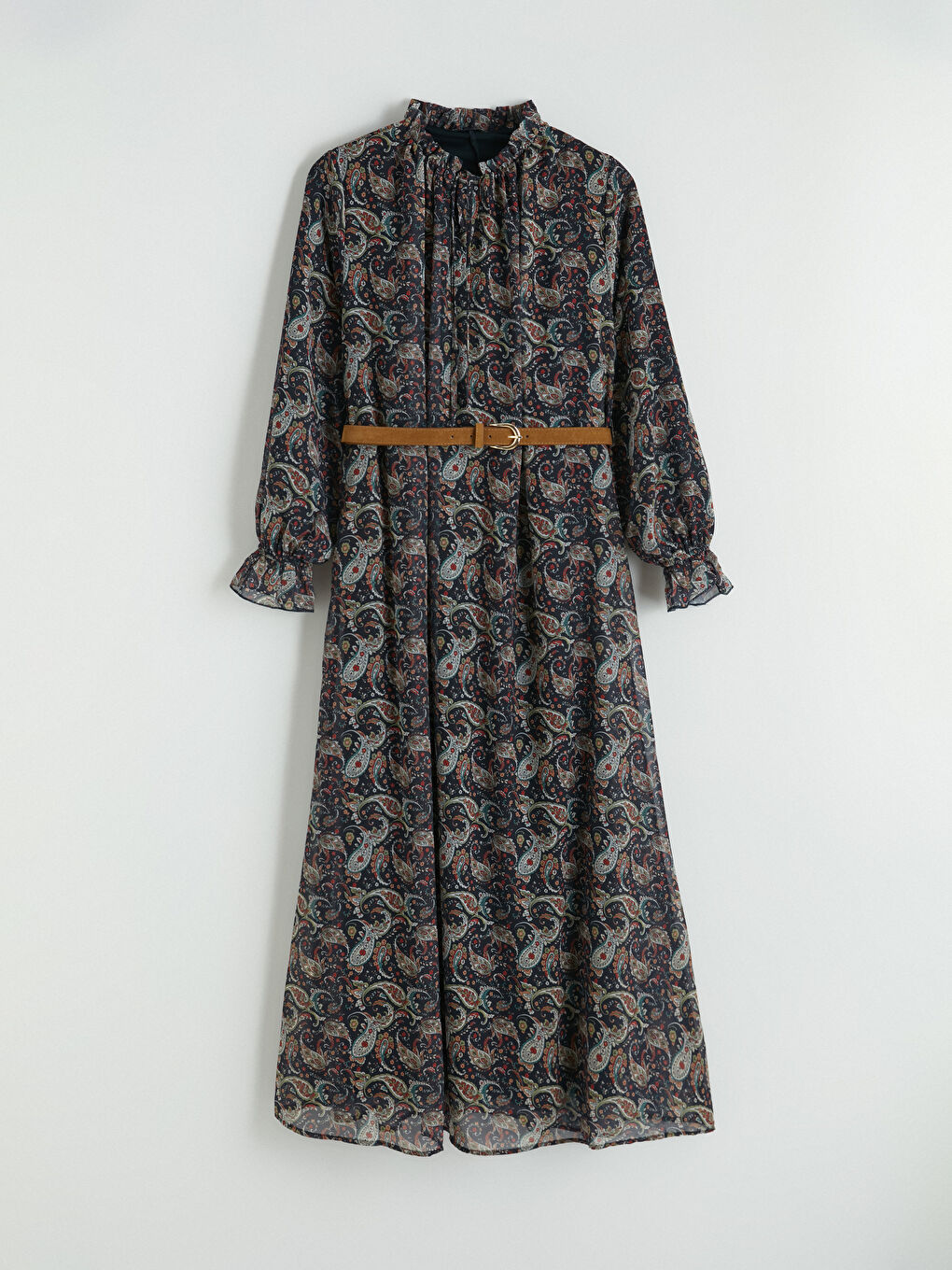 Siyah Dik Yaka Desenli Kemerli Şifon Elbise-4