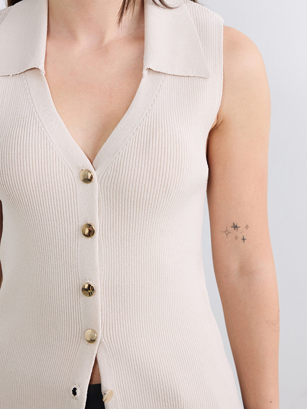 Bej Petite Polo Yaka Kadın Triko Yelek-2