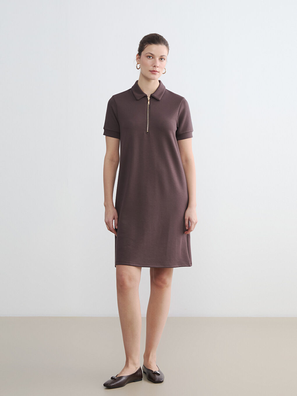 Kahverengi Polo Yaka Soft Touch Mini Elbise-1