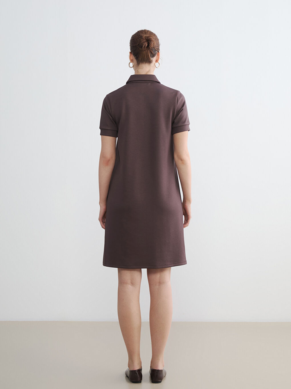 Kahverengi Polo Yaka Soft Touch Mini Elbise-3