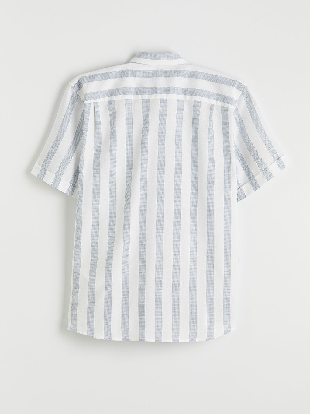 Beyaz Regular Fit Çizgili Armürlü Erkek Gömlek-1