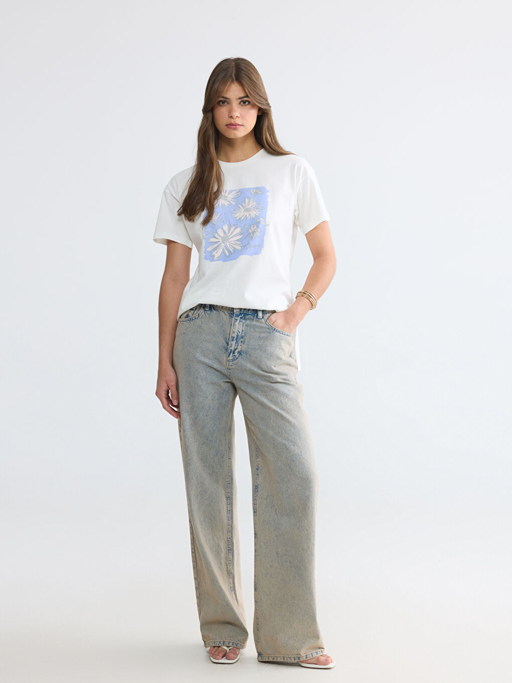 Woman WHITE T-Shirt-1