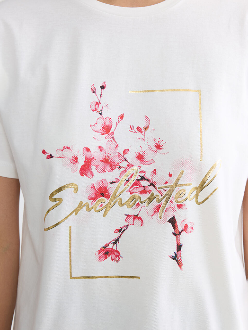 Woman WHITE T-Shirt-2