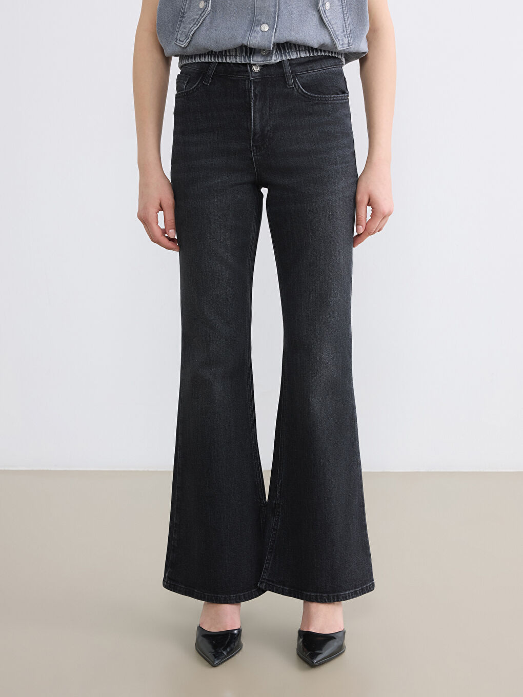 Женщины Антрацитовый Джинсы-1