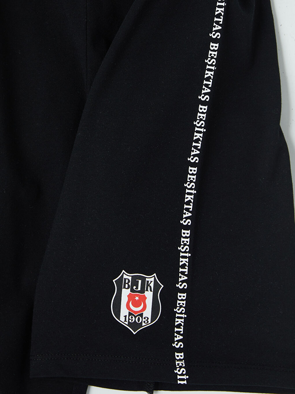 Siyah Beşiktaş Baskılı Erkek Çocuk Şortlu Pijama Takımı-6