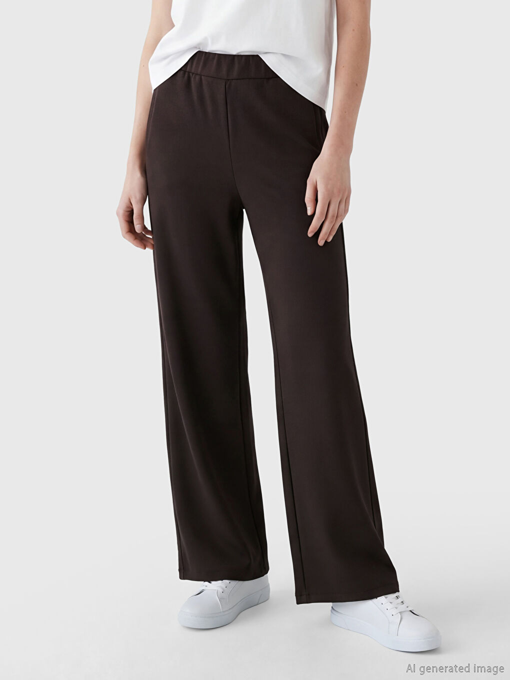 Kahverengi Beli Lastikli Soft Touch Kadın Eşofman Altı-1