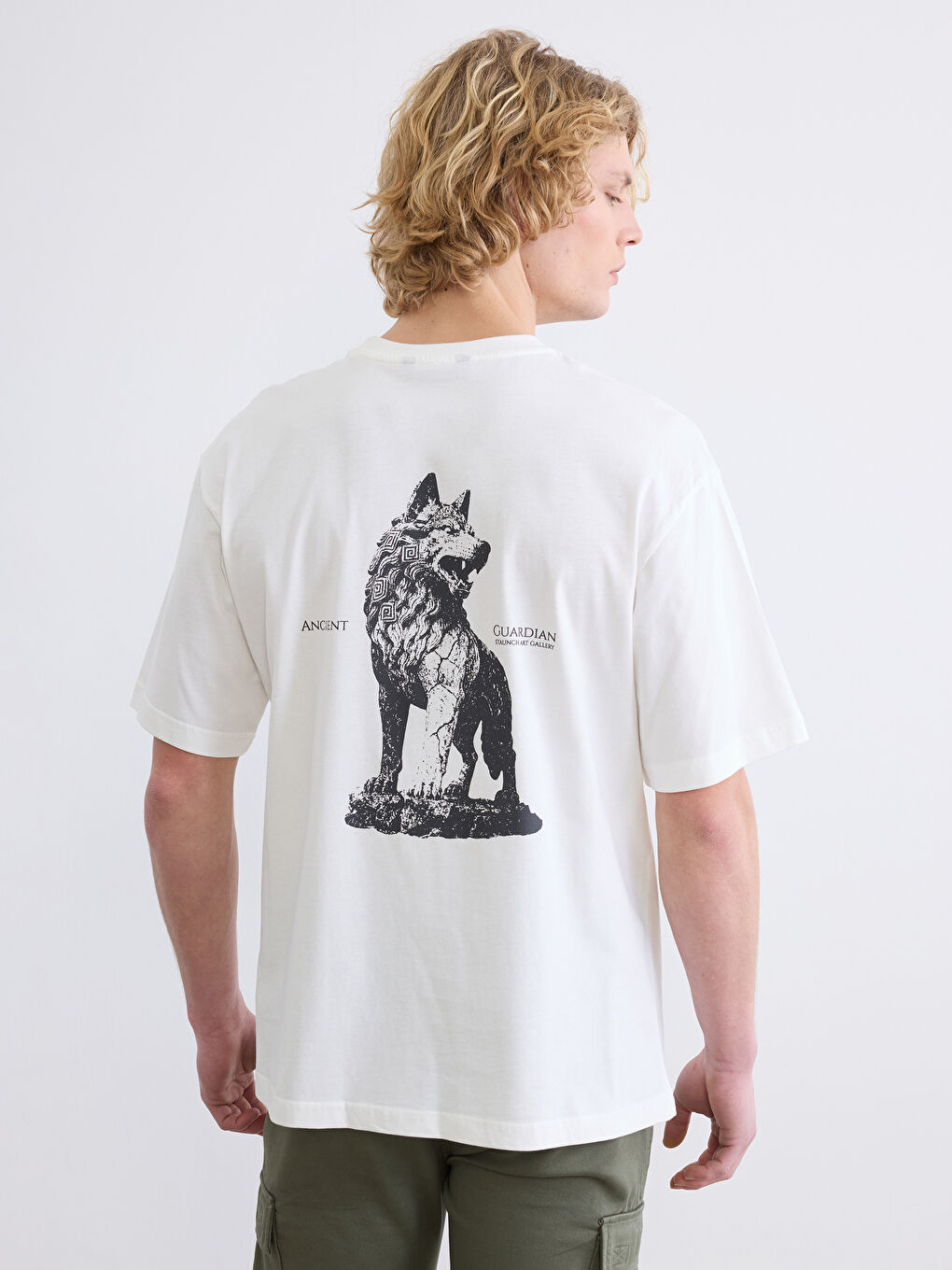 Ekru Bisiklet Yaka Baskılı Erkek Penye Tişört