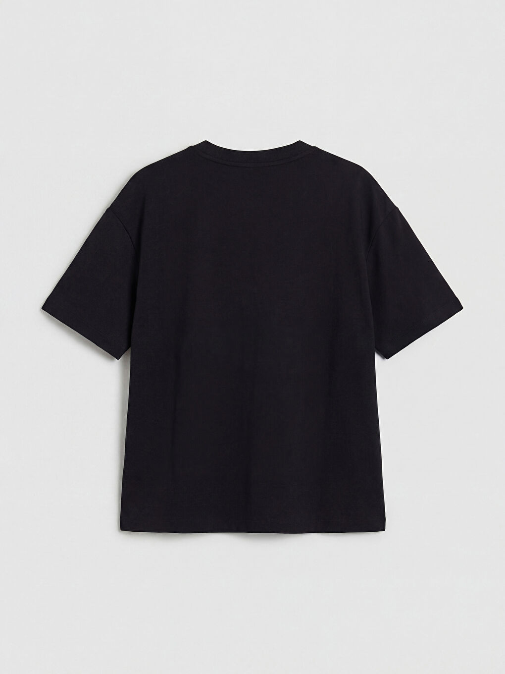 Siyah Bisiklet Yaka Taşlı Kadın Tişört-4