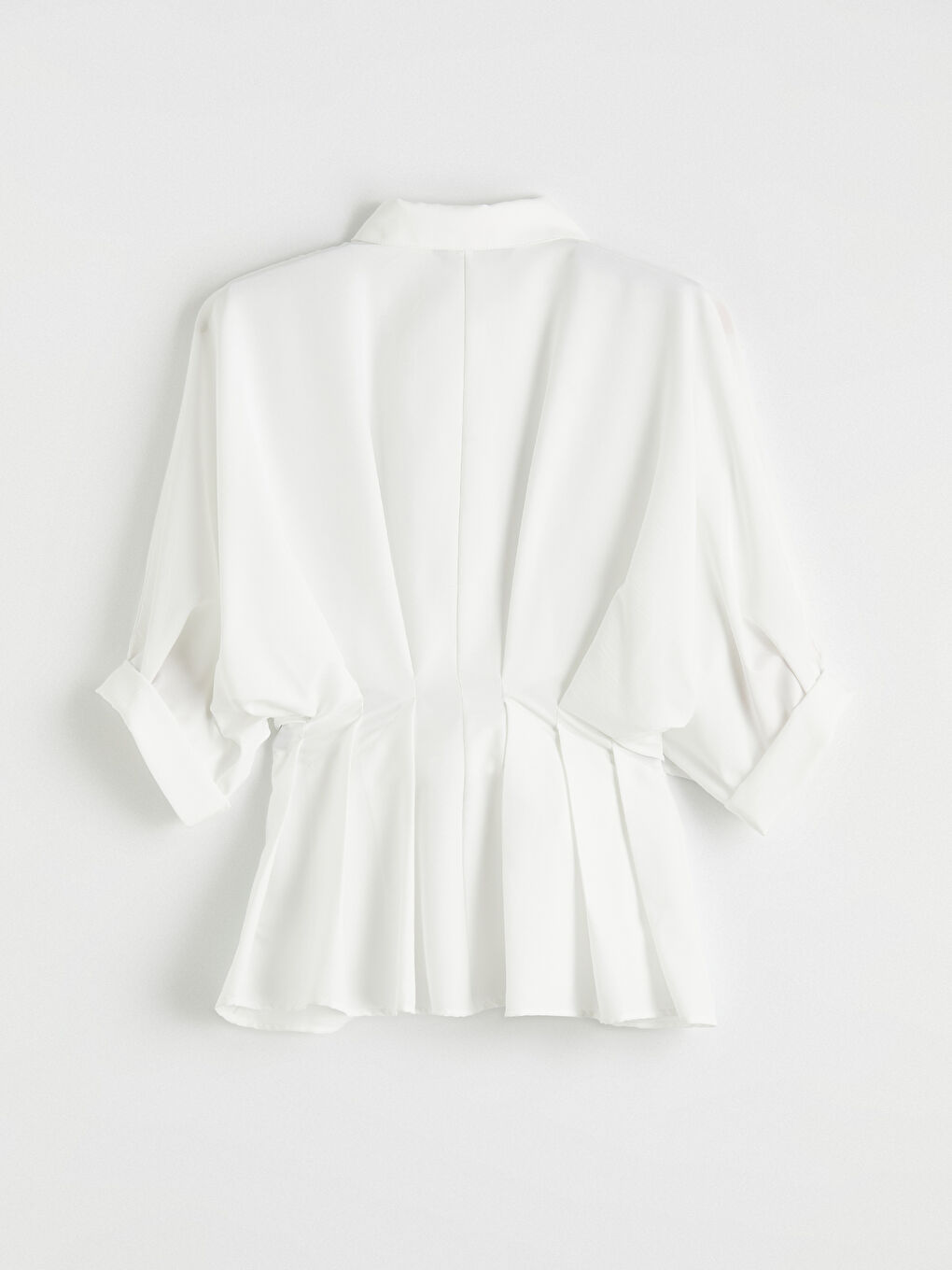 Beyaz Kadın Pileli Gömlek-3