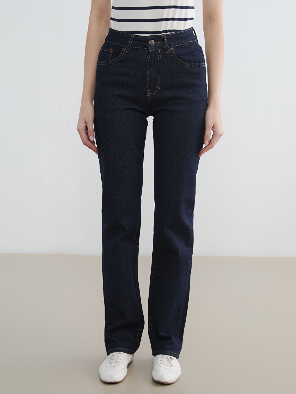 İndigo Yüksek Bel Straight Fit Kadın Jean Pantolon-1