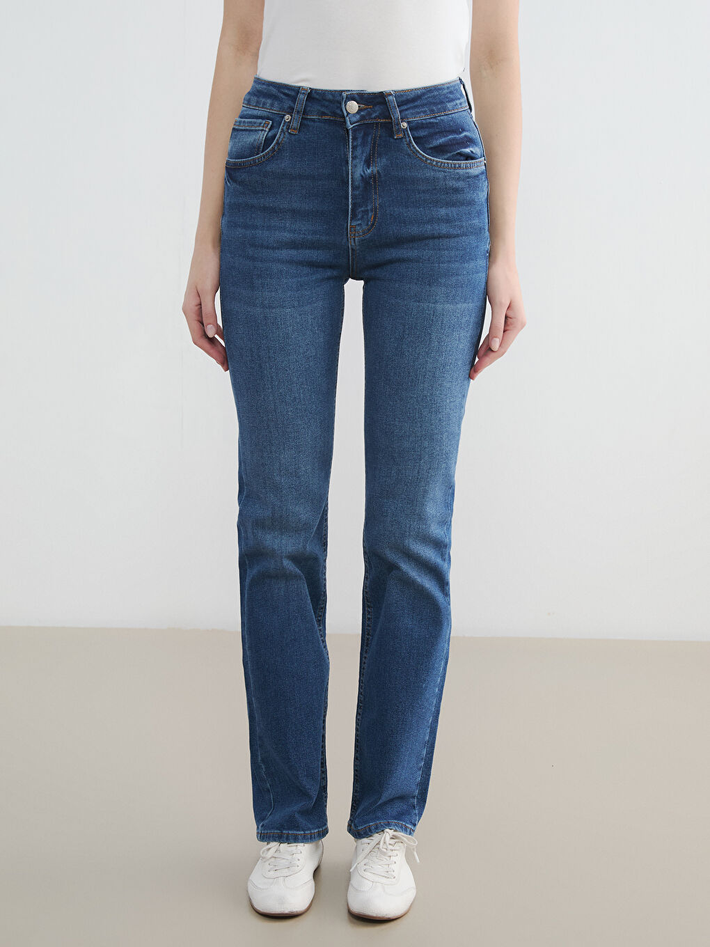 İndigo Normal Bel Straight Fit Kadın Jean Pantolon-1