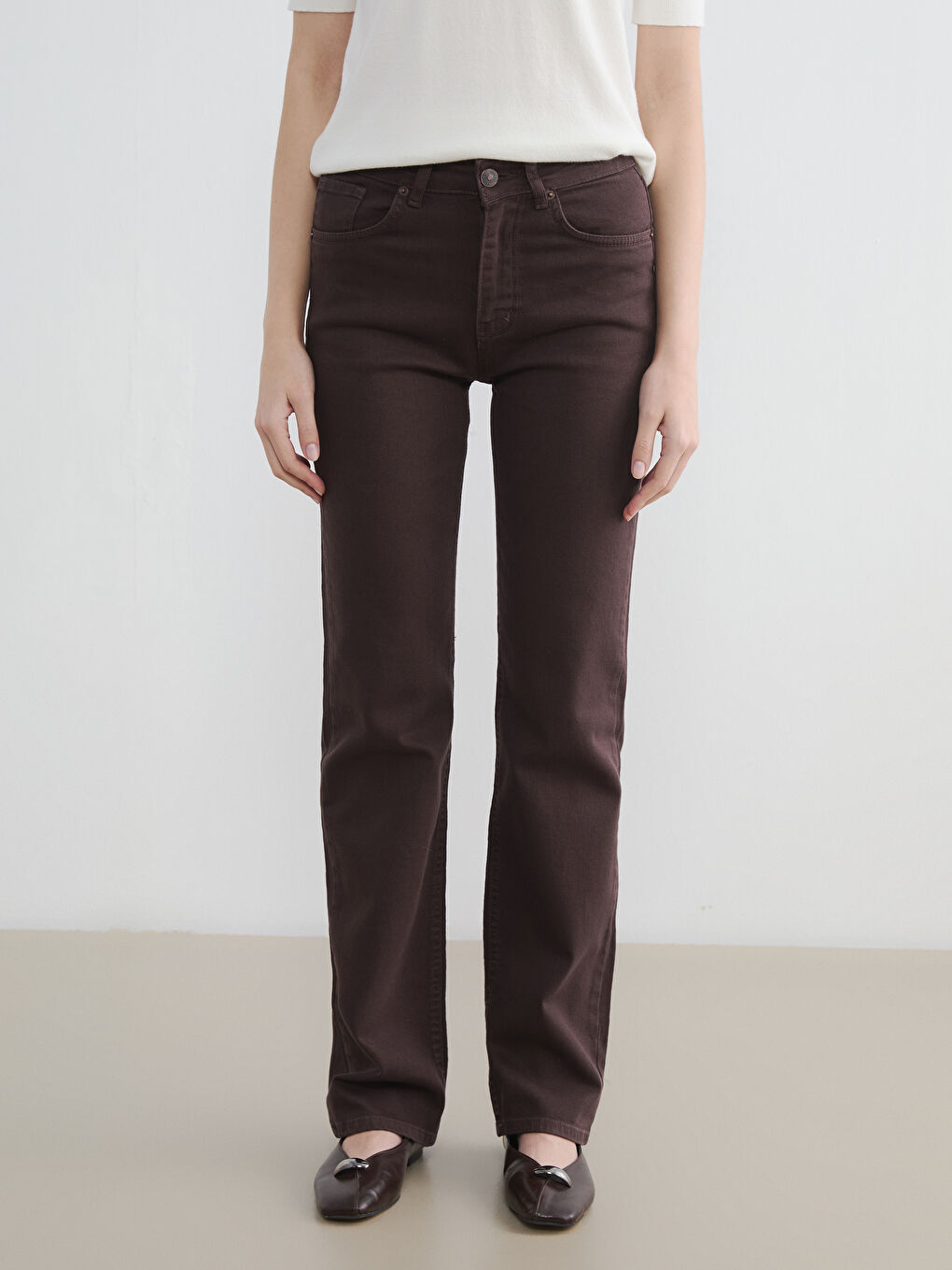 Kahverengi Yüksek Bel Straight Fit Kadın Jean Pantolon-1