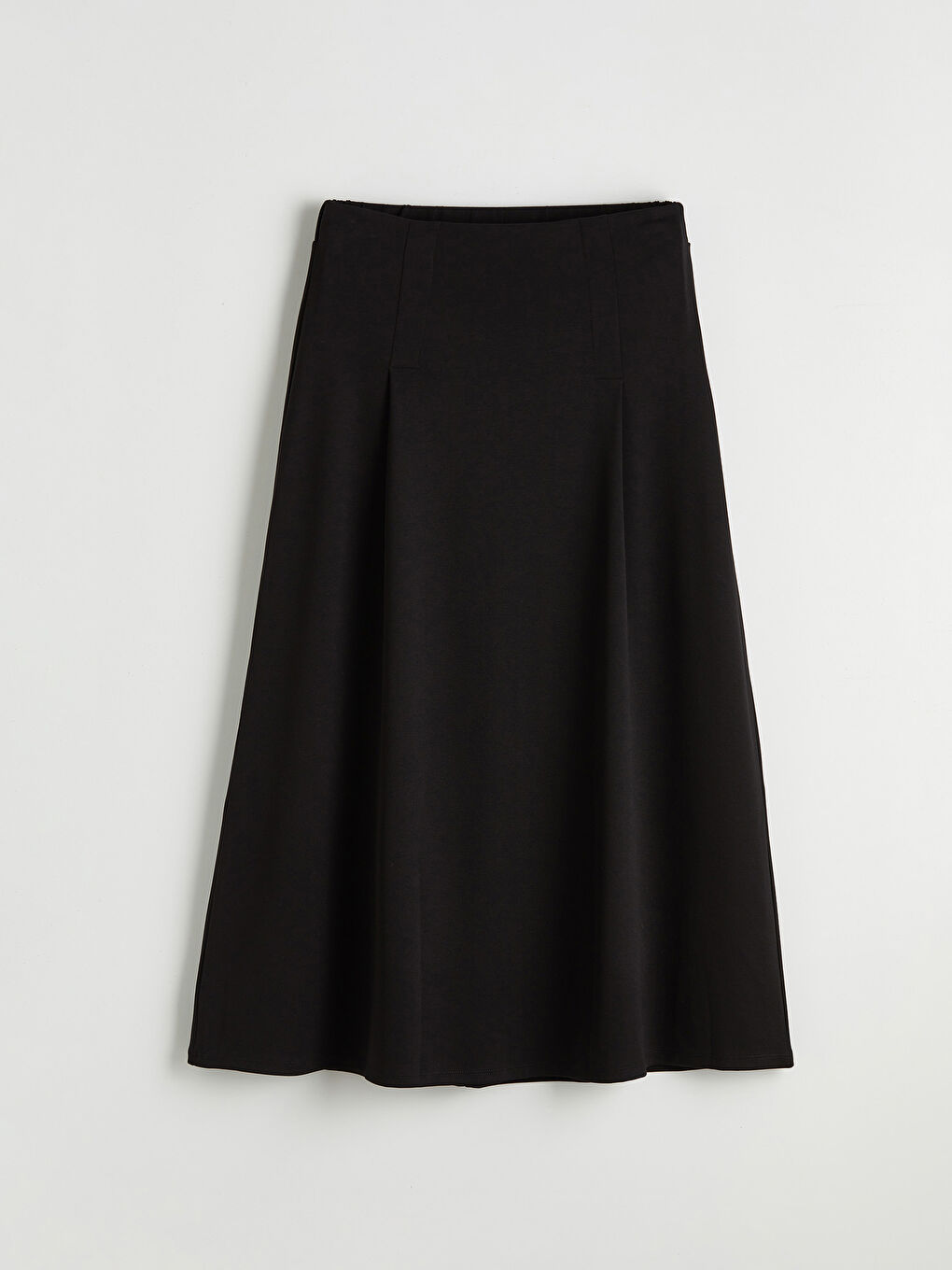 Siyah Beli Lastikli Kloş Etek	