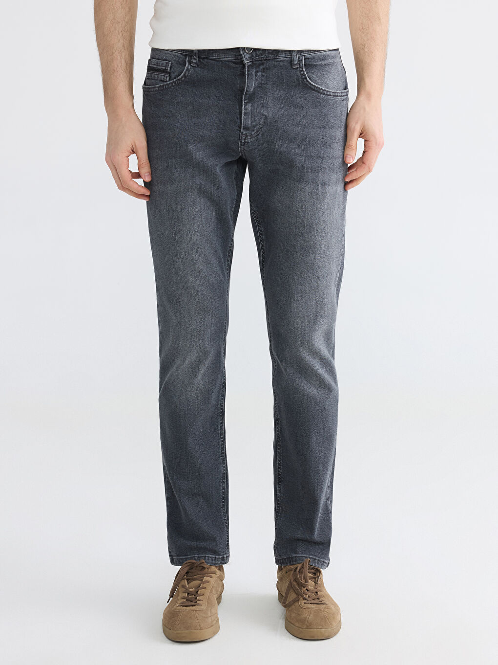 جينز 750 بقصّة ضيّقة للرجال-1