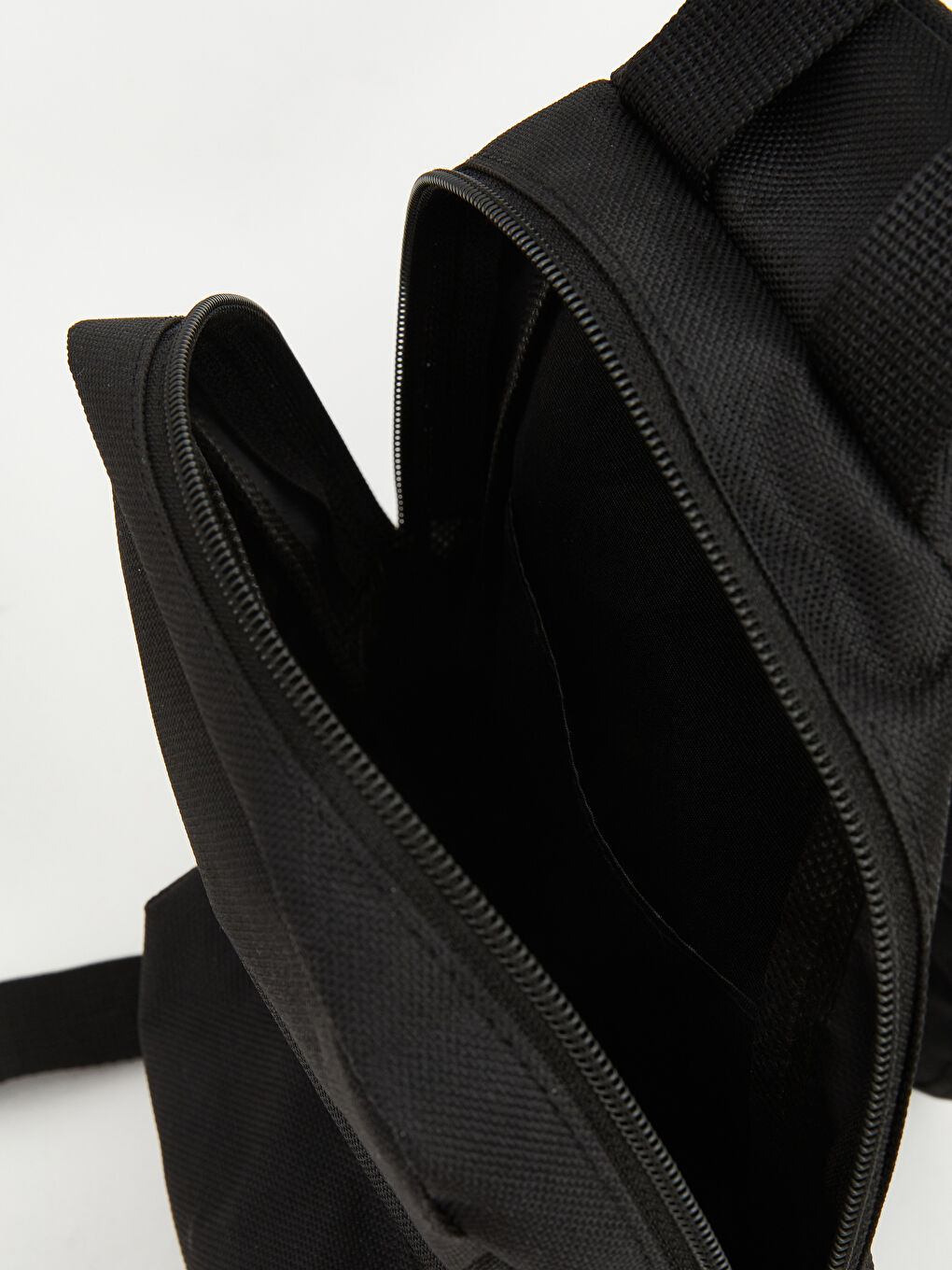 Siyah Erkek Çocuk Sırt Çantası-3