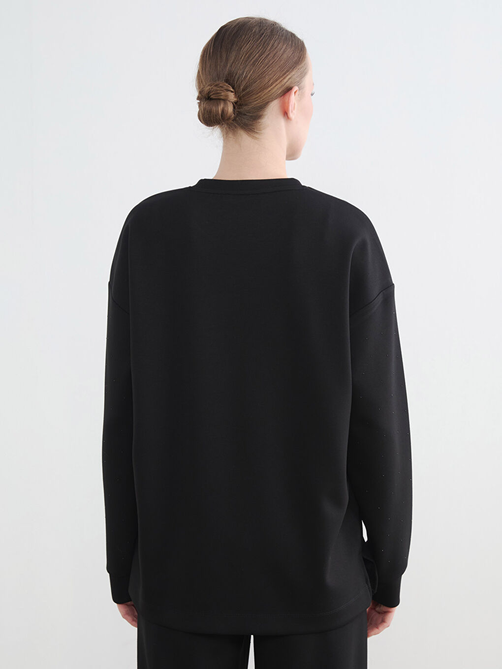 Siyah Taşlı Soft Touch Oversize Kadın Sweatshirt-3