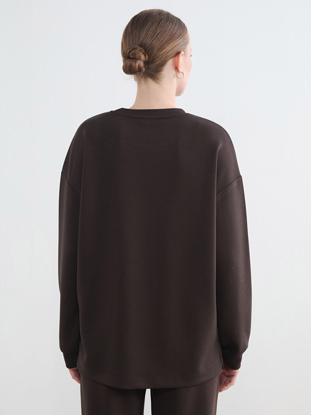 Kahverengi Taşlı Soft Touch Oversize Kadın Sweatshirt-3