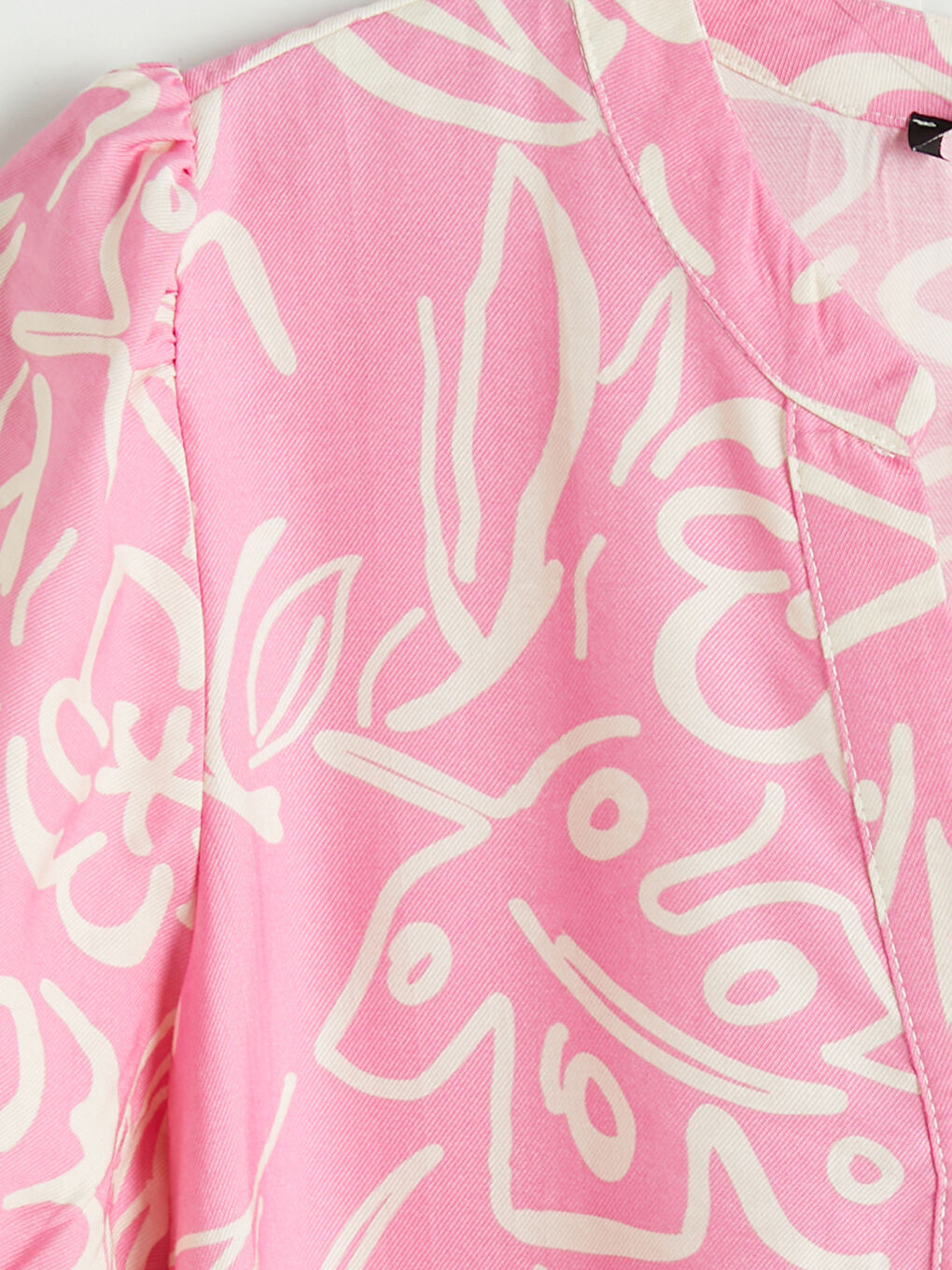 Pembe Kaçık Yaka Beli Kuşaklı Elbise-2