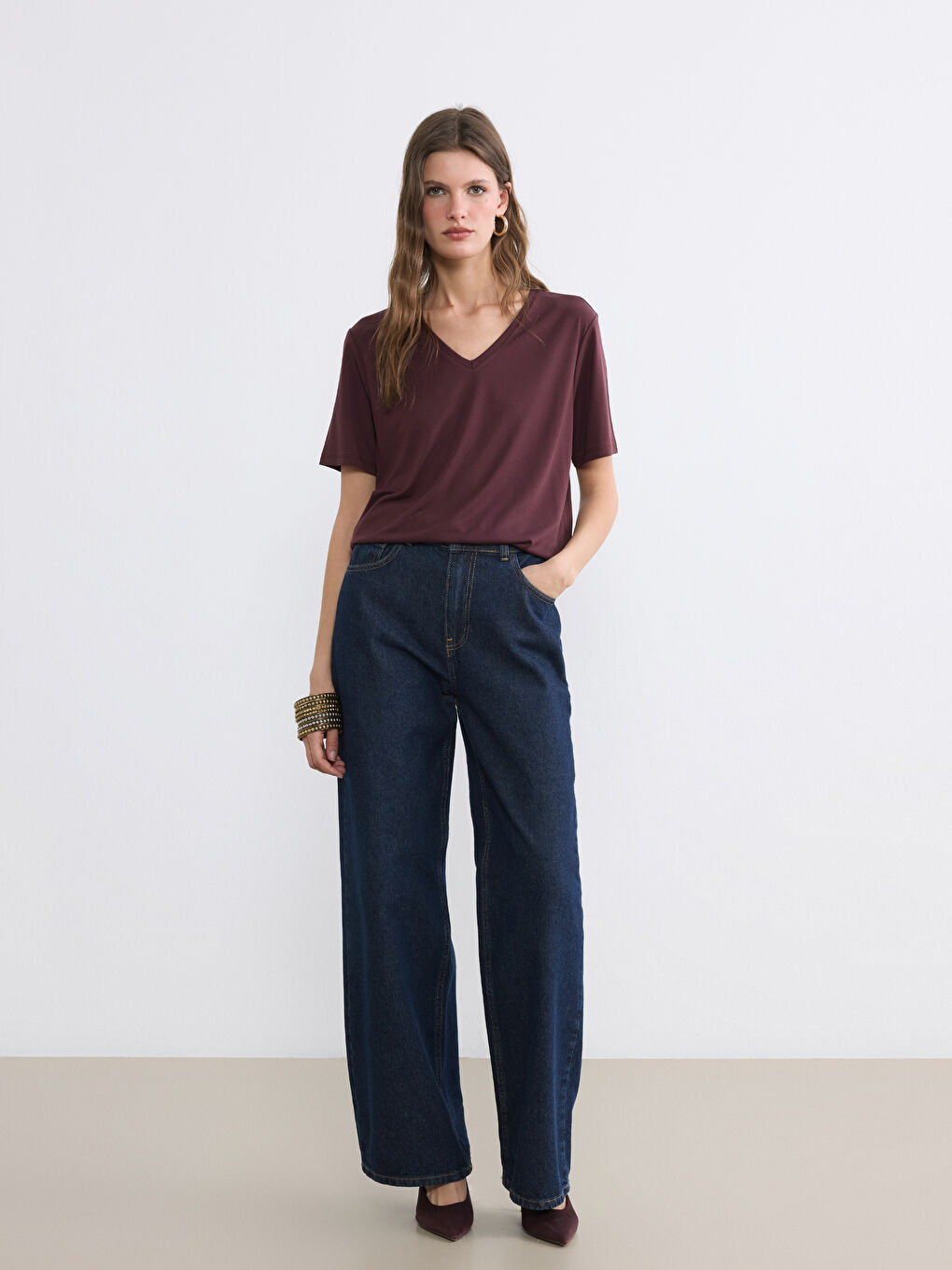 Mürdüm V Yaka Kadın Tişört	-1