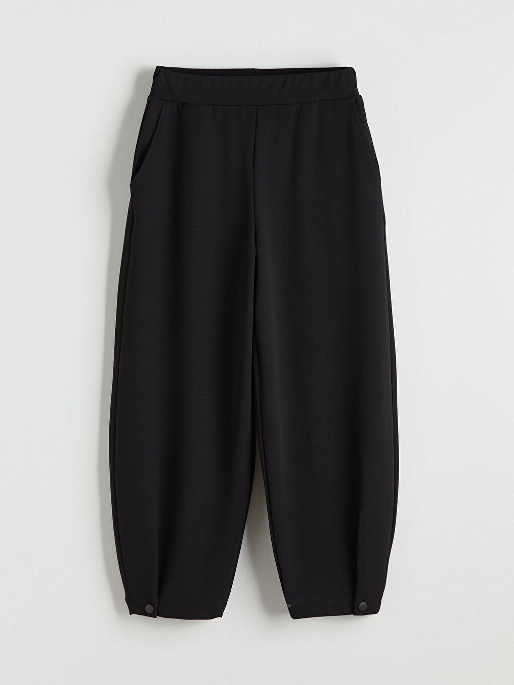 Siyah Beli Lastikli Kadın Pantolon