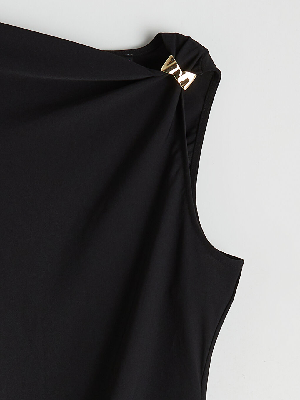 Siyah Kayık Yaka A Kesim Büzgülü Elbise-5