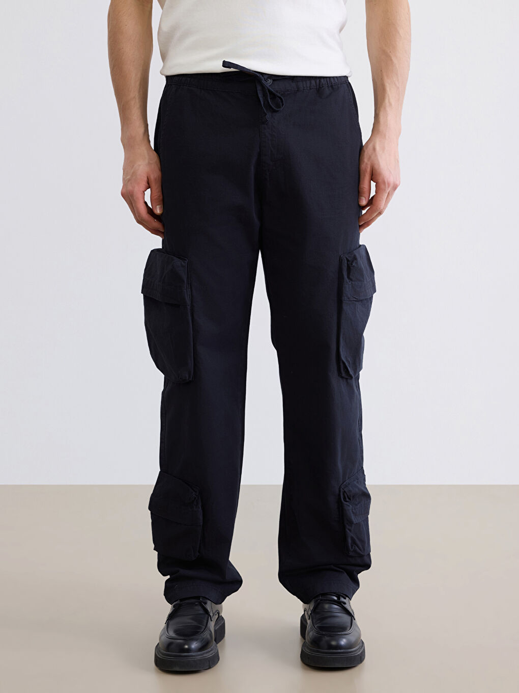 Siyah Rahat Kalıp Erkek Kargo Pantolon-1