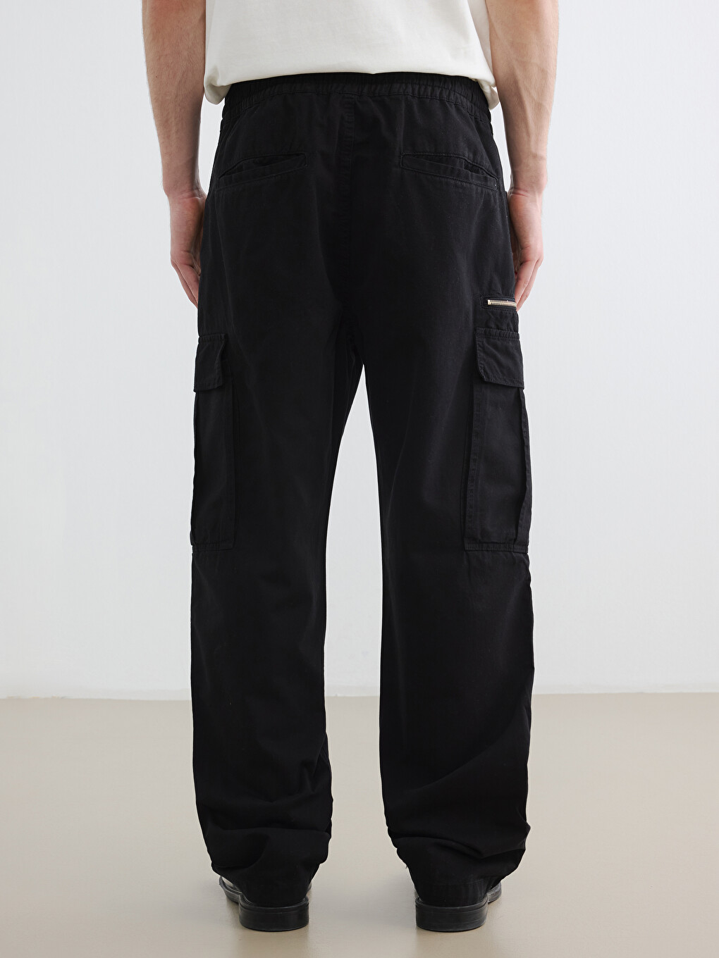 Relaxed Fit Gabardine Men's Cargo Trousers-3