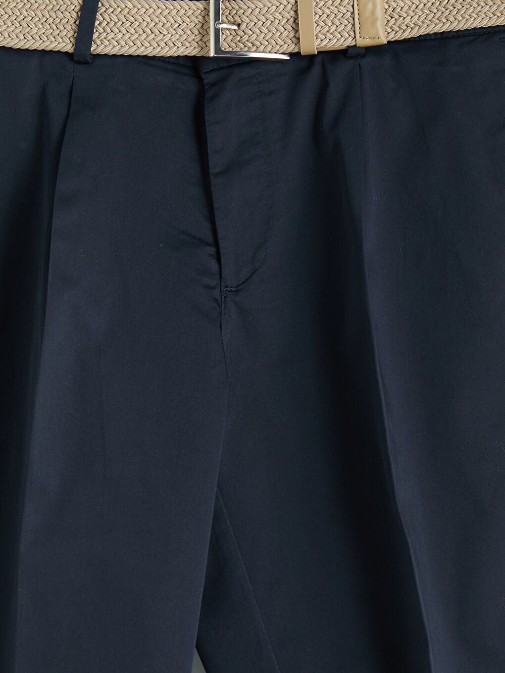 Lacivert Loose Fit Kemerli Erkek Pileli  Şort-2