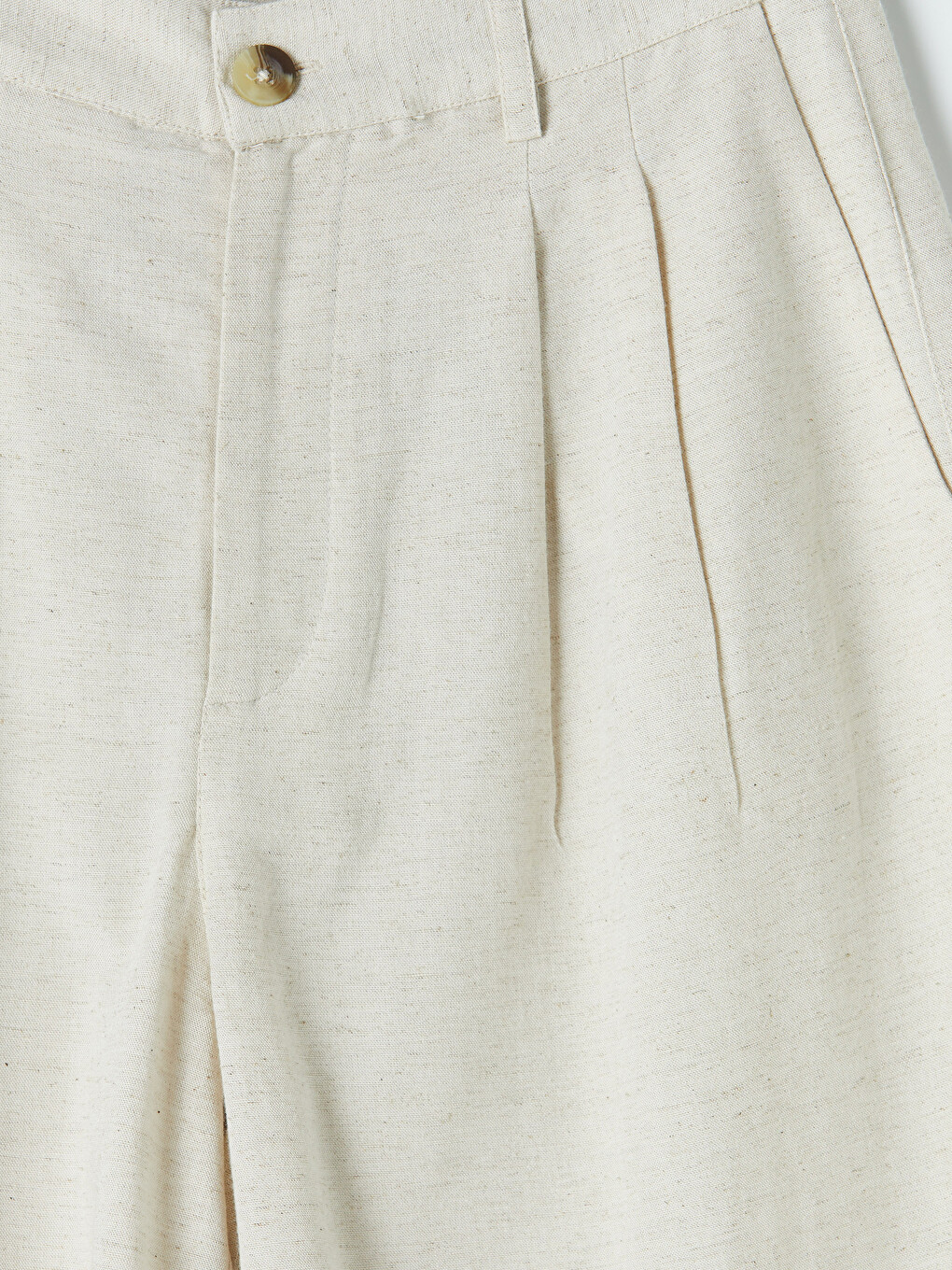 Woman White Shorts-6