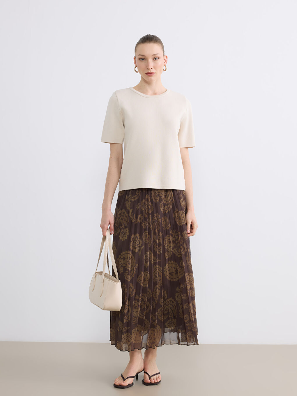 Bej Bisiklet Yaka Kadın Triko Kazak-1