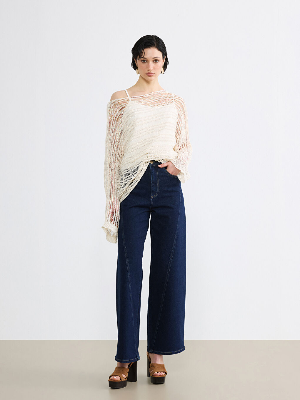 Bej Kayık Yaka Ajurlu Kadın Triko Kazak-2