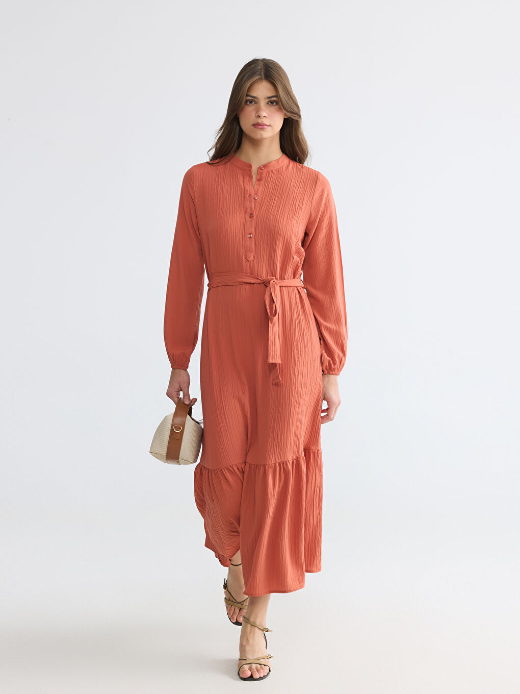 Turuncu Hakim Yaka Dokulu Elbise