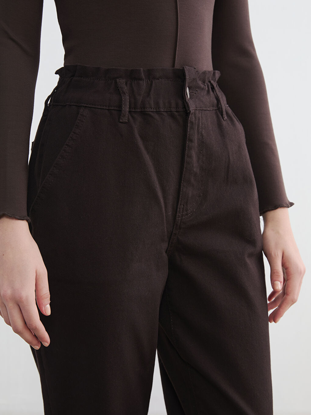 Kahverengi Beli Lastikli Slouchy Fit Kadın Jean Pantolon-5