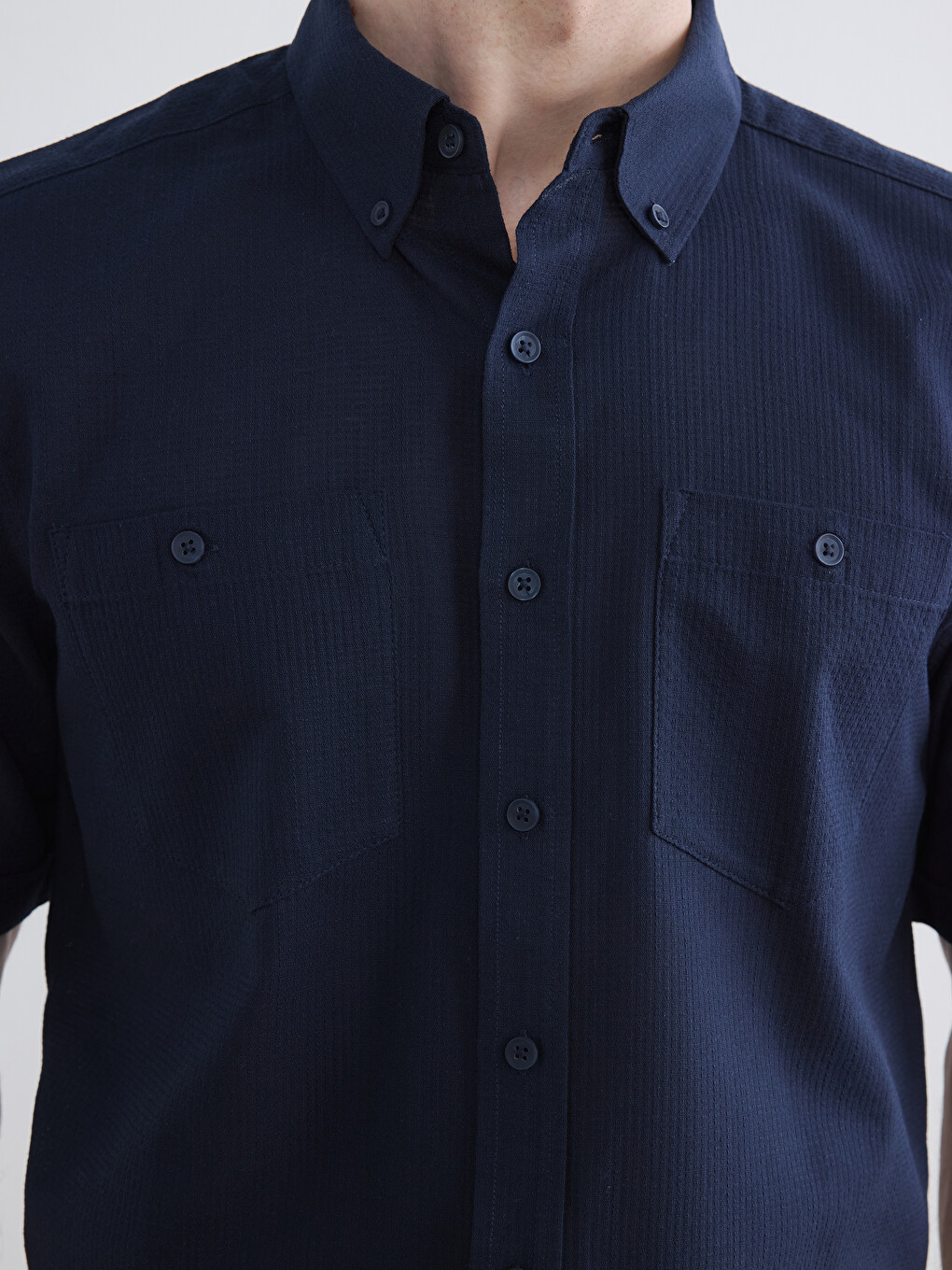 Chemise Homme Texturée à Manches Courtes Coupe Régulière-2