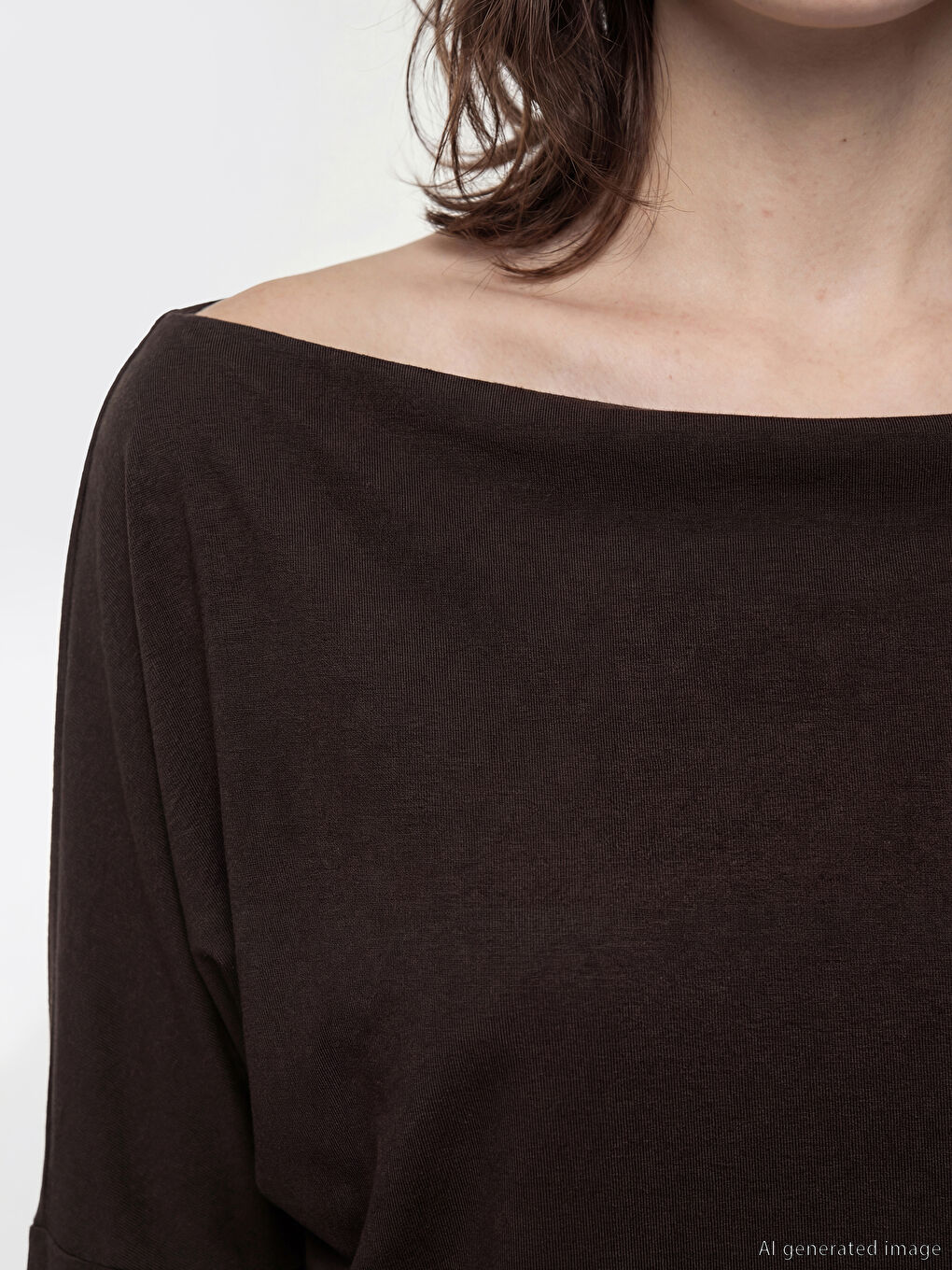 Женская блузка с вырезом лодочкой-2