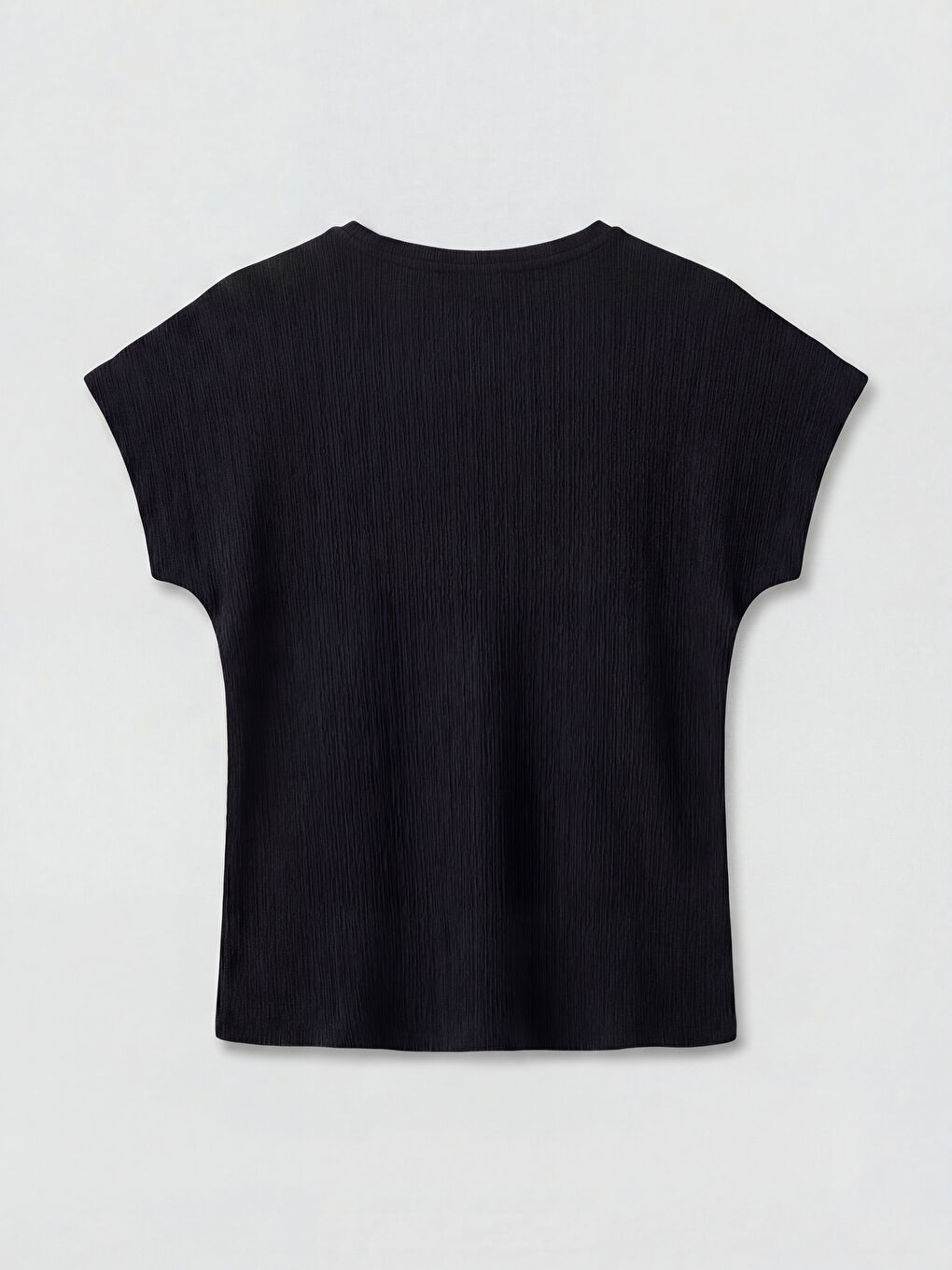 Siyah Bisiklet Yaka Dokulu Kadın Tişört	-1