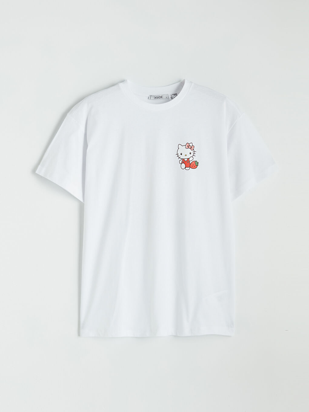 Beyaz Bisiklet Yaka Hello Kitty Baskılı Kadın Tişört