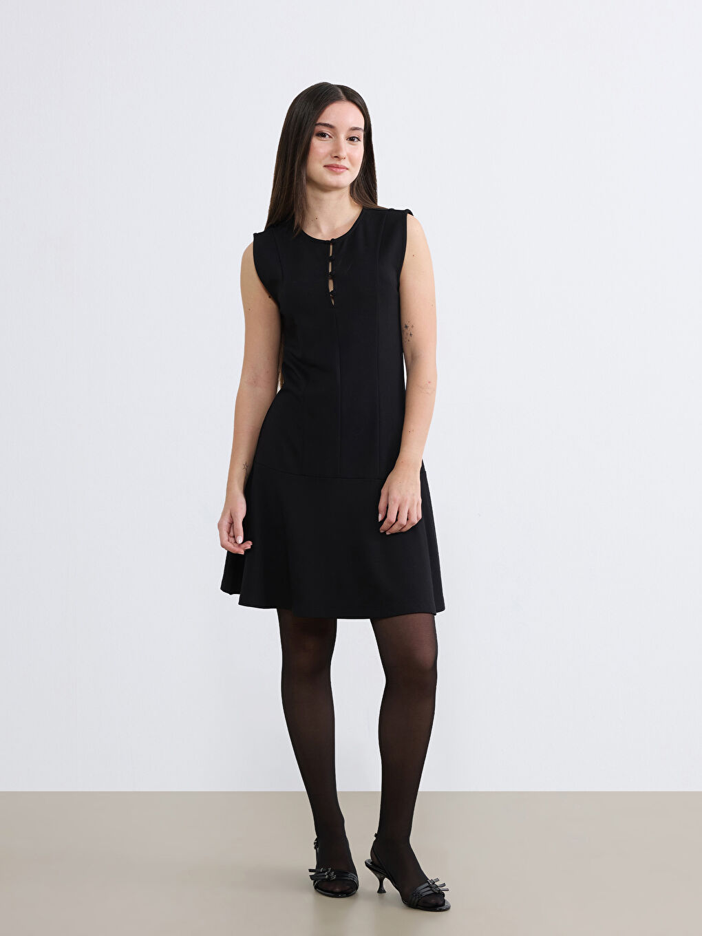 Siyah Bisiklet Yaka A Kesim Peplum Mini Elbise