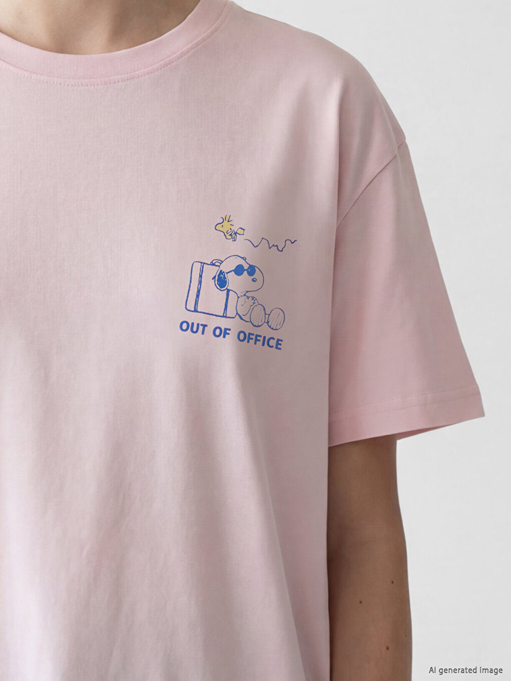 Crew Neck Snoopy Printed Women's T-Shirt-2