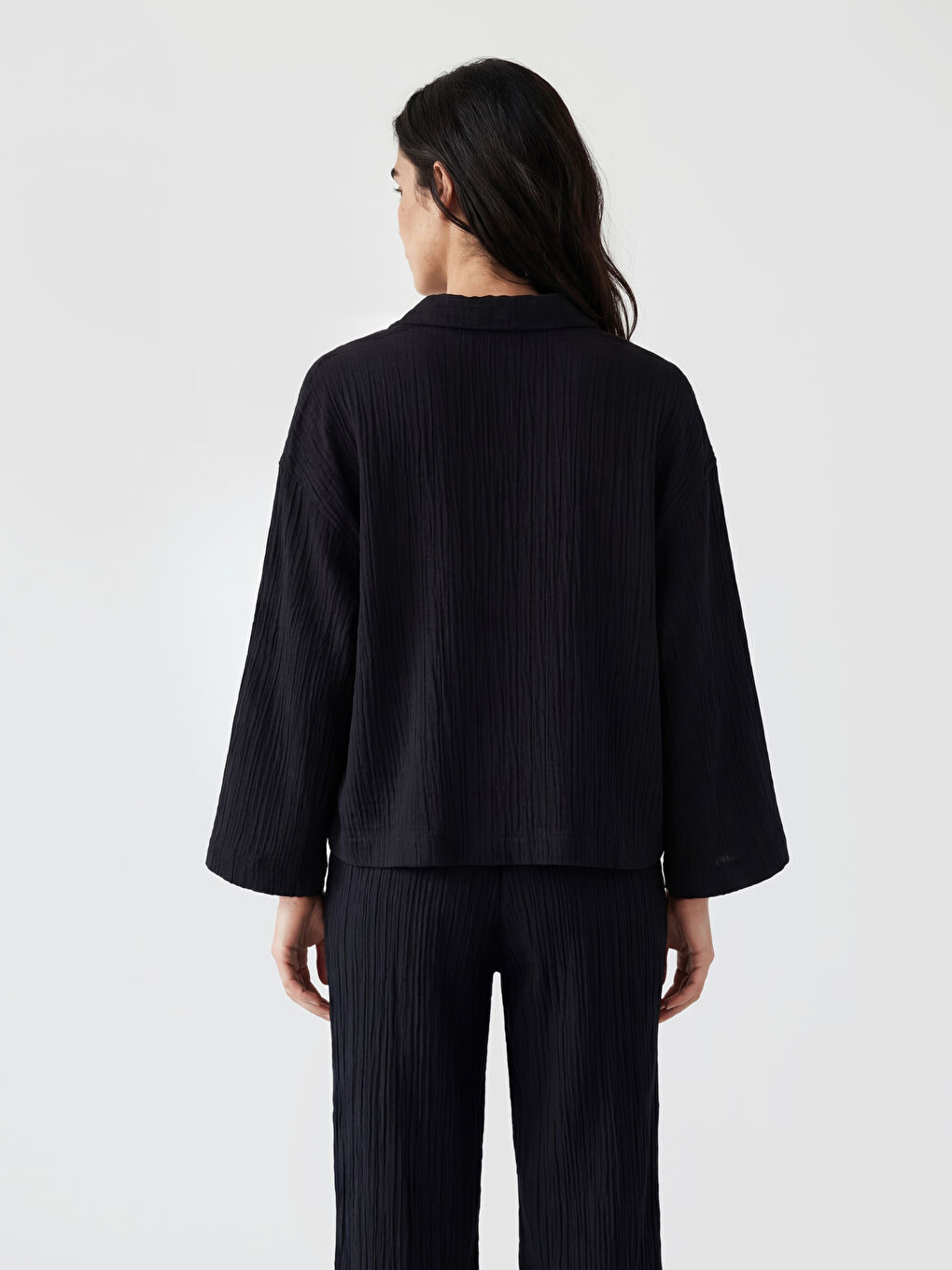 Siyah Oversize Kadın Müslin Gömlek-2