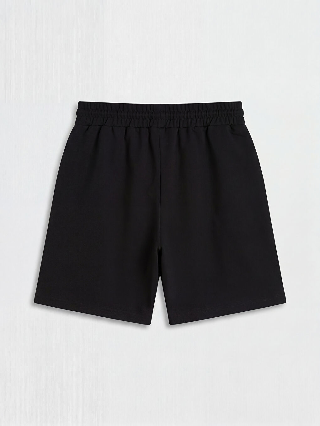 Siyah Beli Lastikli Kadın Şort-1