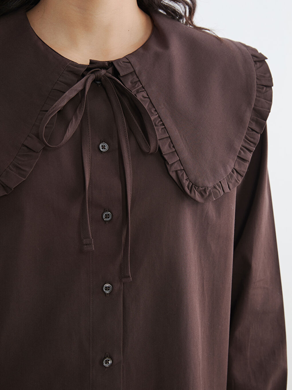 Kahverengi Bebe Yaka Fırfırlı Bluz	-5