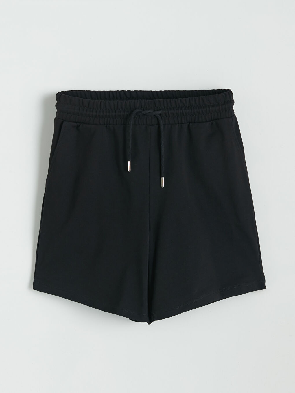 Siyah Beli Lastikli Kadın Şort