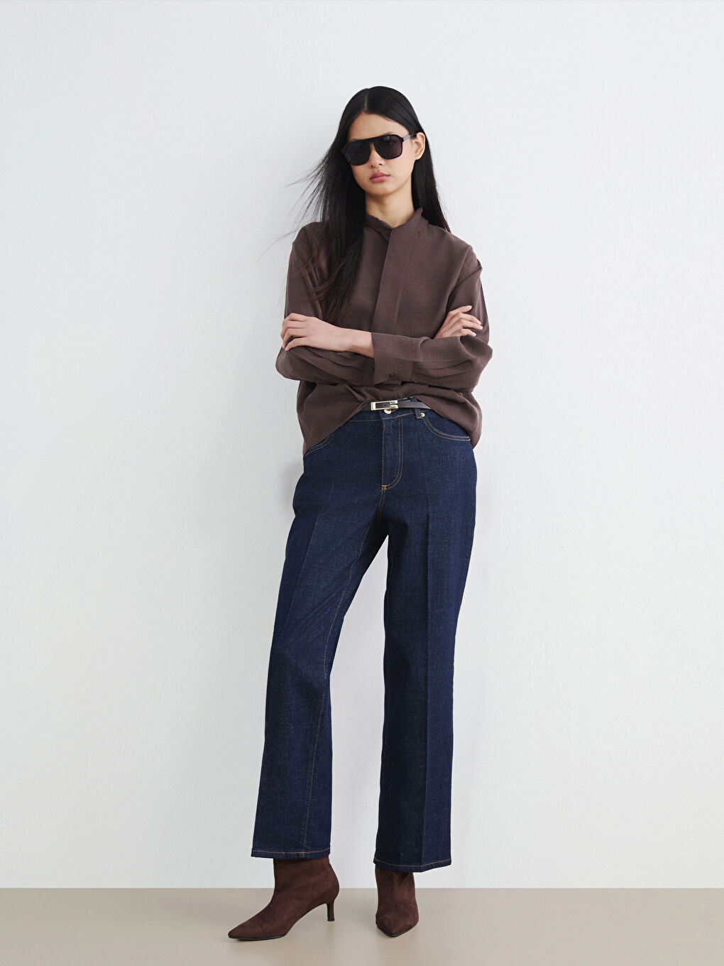 İndigo Beli Kemerli Straight Fit Kadın Jean Pantolon