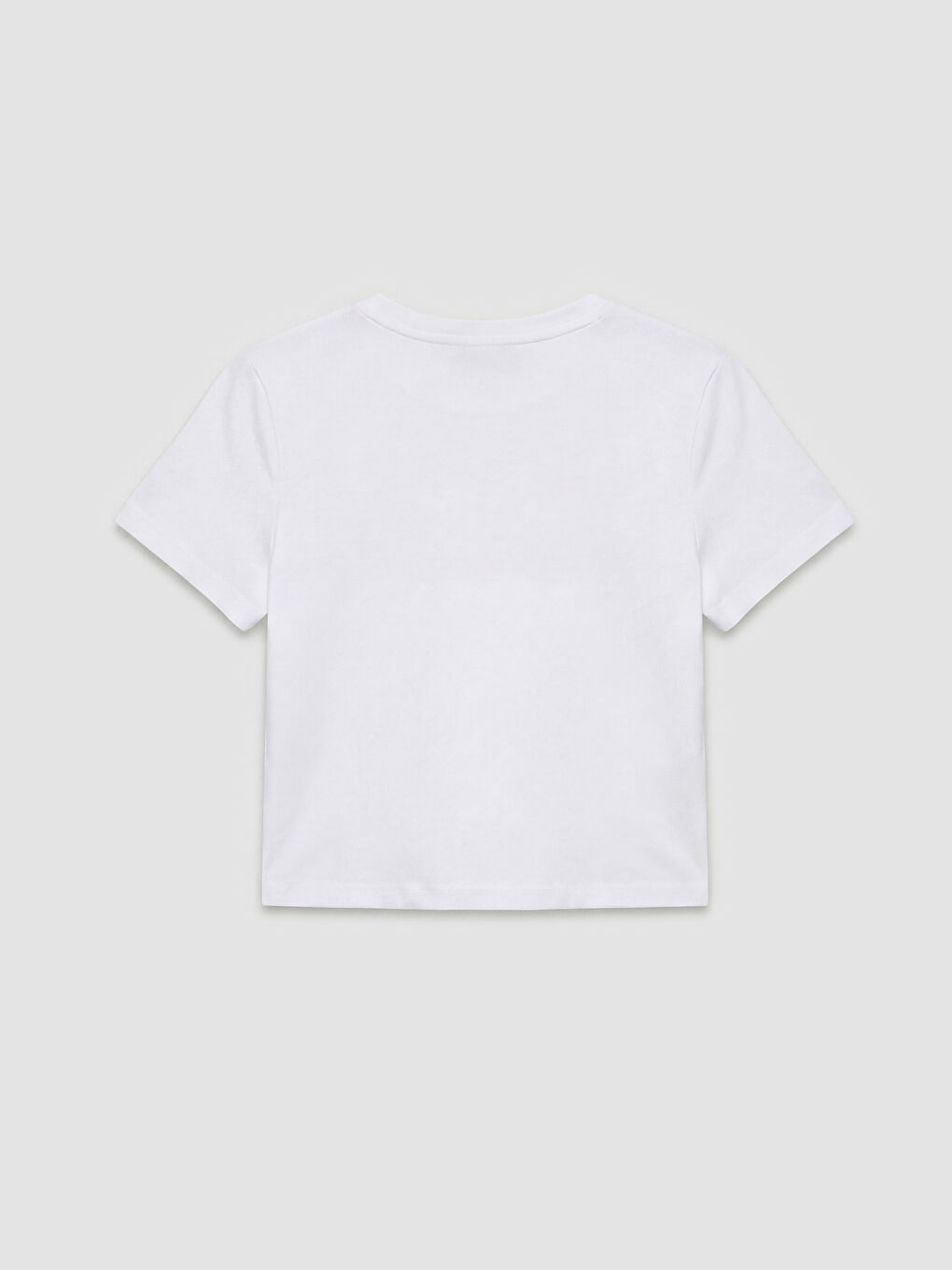 Beyaz Bisiklet Yaka Kadın Tişört-5