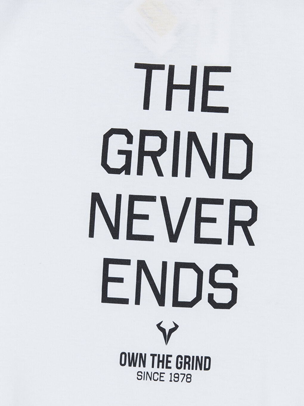 Beyaz Bisiklet Yaka Baskılı Erkek Kolsuz Tişört-2